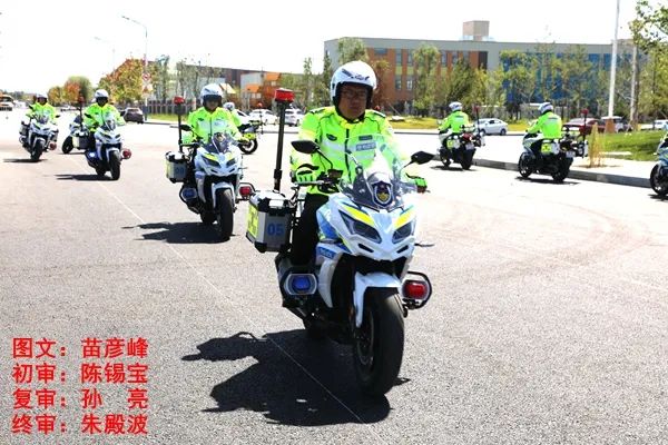 出行提示_道路交通事故行人盲區(qū)_大型車(chē)輛盲區(qū)避免方法