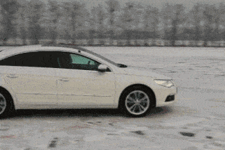 雪后路滑行車安全_出行提示_吉林省雪天出行指南