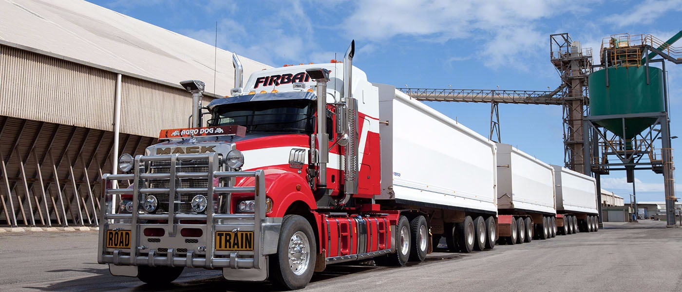 路況_況路個人簡歷_況路云