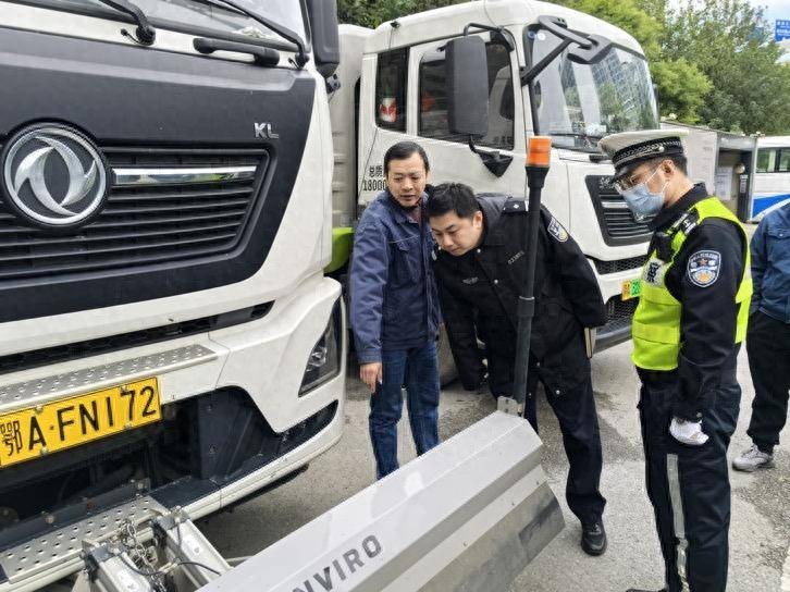 武漢交警快處快賠服務(wù)_出行提示_武漢雨雪天氣交通管制